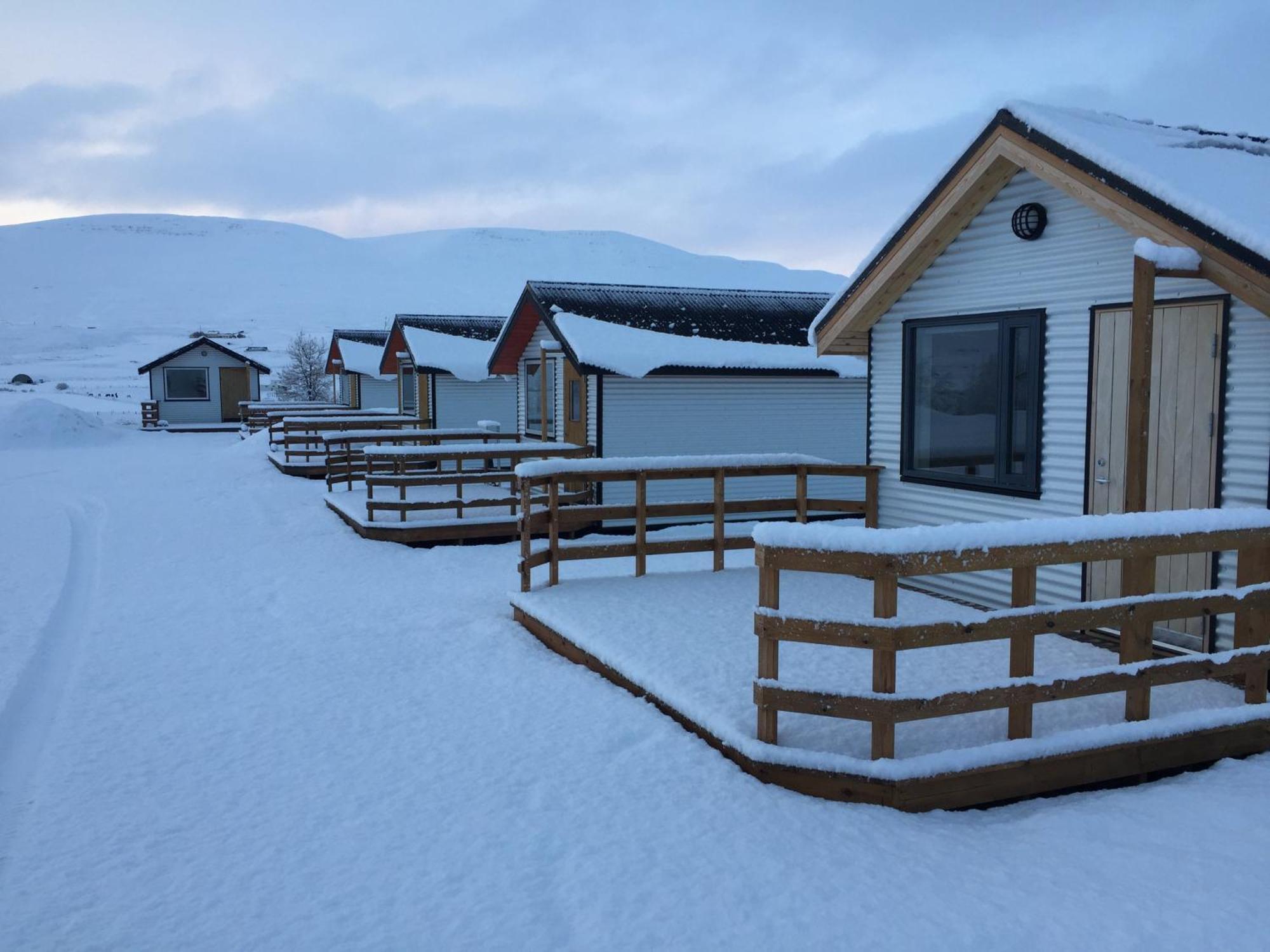 Bakkafloet Guesthouse วาร์มาห์ลิด ภายนอก รูปภาพ