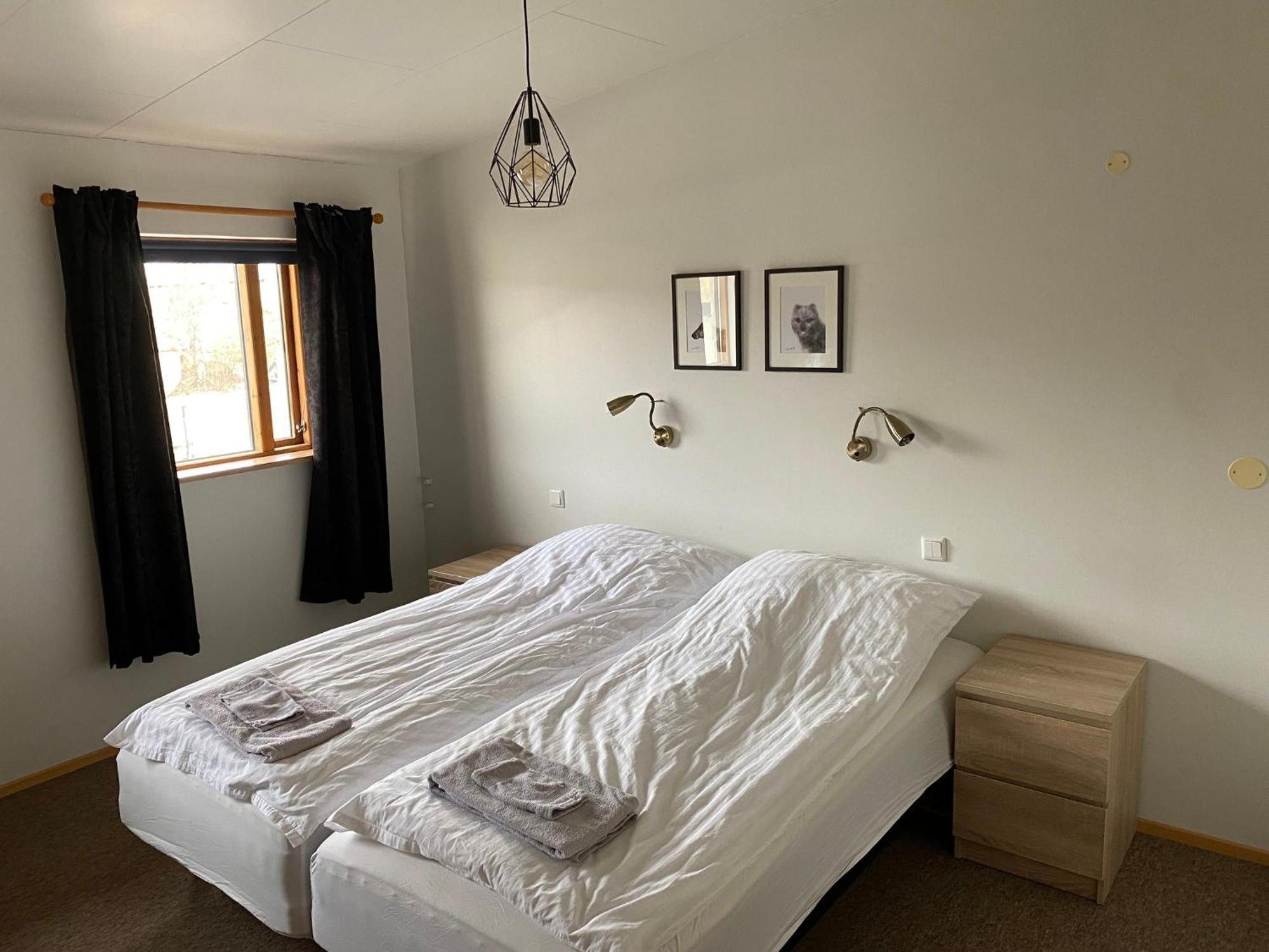 Bakkafloet Guesthouse วาร์มาห์ลิด ภายนอก รูปภาพ